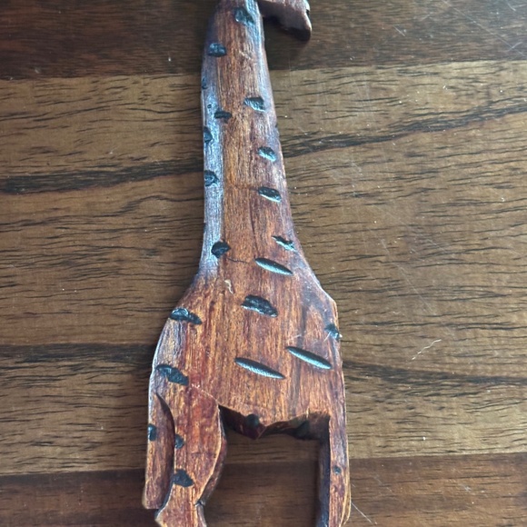 Wooden Hand Carved Giraffe Salad Fork Utensil Safari Africa - Picture 3 of 4